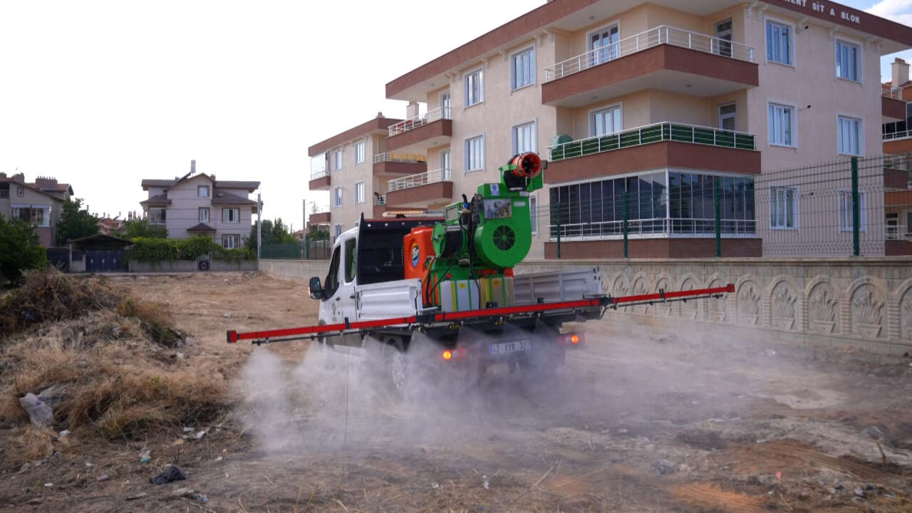 Konya’da haşereyle mücadele için hava araçları devreye girdi 1